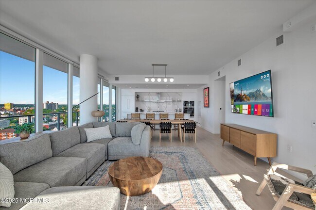 Building Photo - 1101 Ocean Ave N