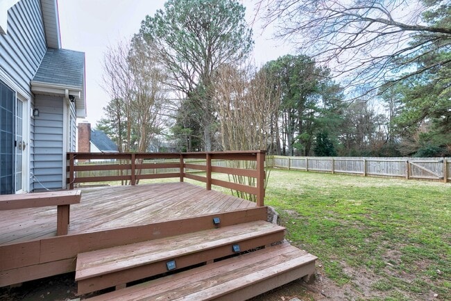 Building Photo - 106 Allison Way