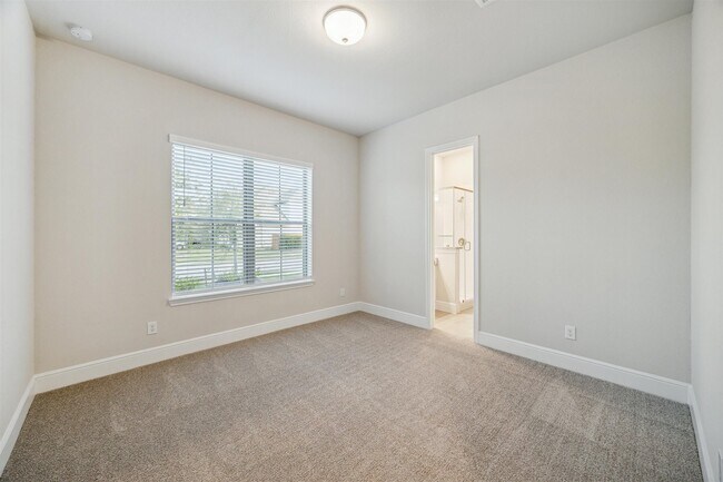 Building Photo - 13803 Dorado Pointe Dr