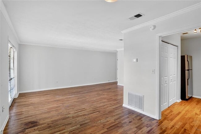 Building Photo - 1150 Collier Rd NW