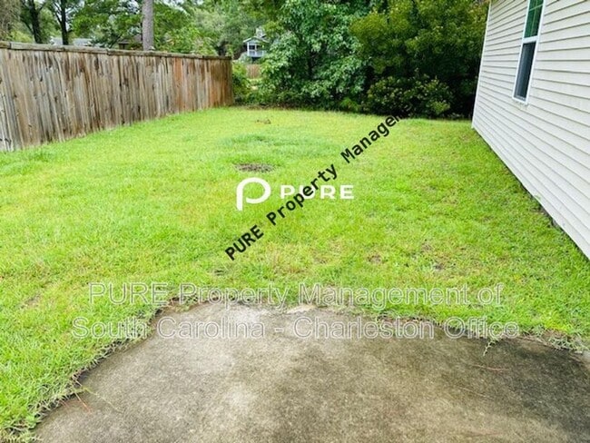 Building Photo - 2901 Penobscot Dr