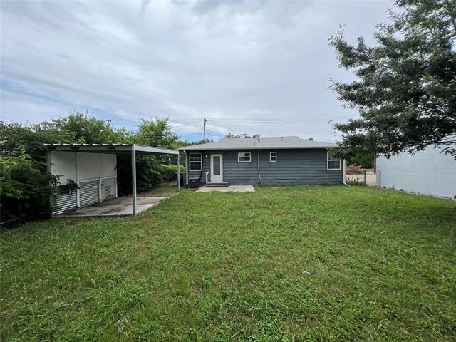 Building Photo - 1226 Record Crossing Rd