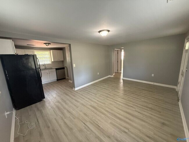 Building Photo - 74 Derrick Dr