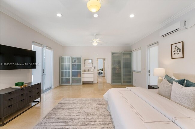 Building Photo - 8941 SW 65th Ct