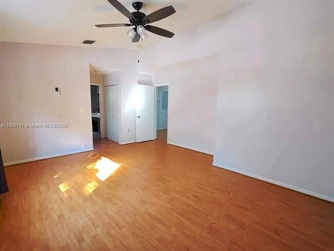 Building Photo - 15472 NW 12th Ct