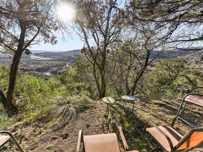 Building Photo - 6813 Valburn Dr