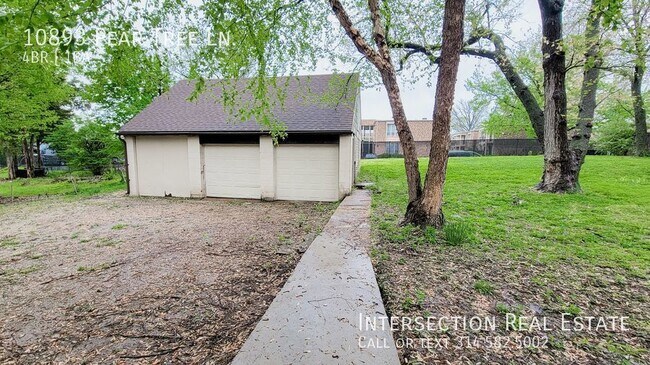 Building Photo - Completely Updated Four Bedroom in St. Ann...