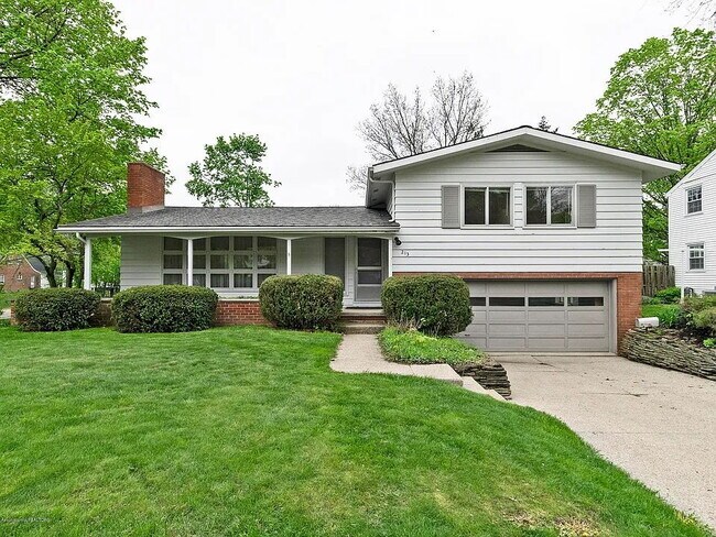Building Photo - "Charming 3-Bed, 3-Bath Gem with Spacious 1774 Sq. Ft. in East Lansing"