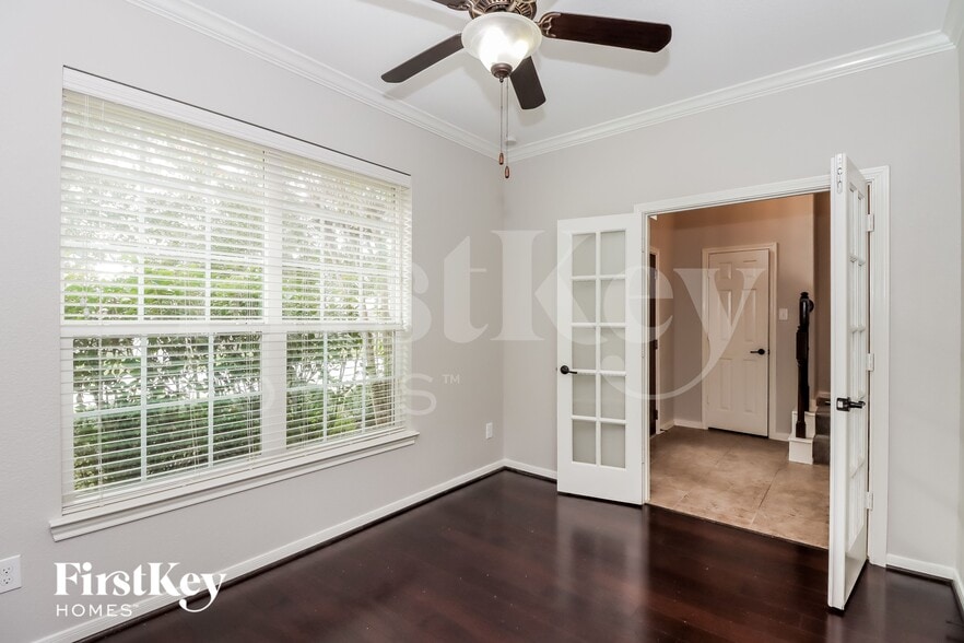 Building Photo - 19810 Valkyrie Dr