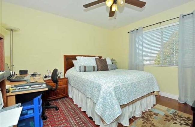 Primary Photo - 552 Sipes Cir