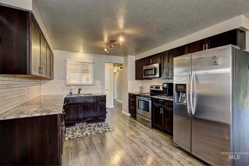 Building Photo - 5603 Centerbrook Dr