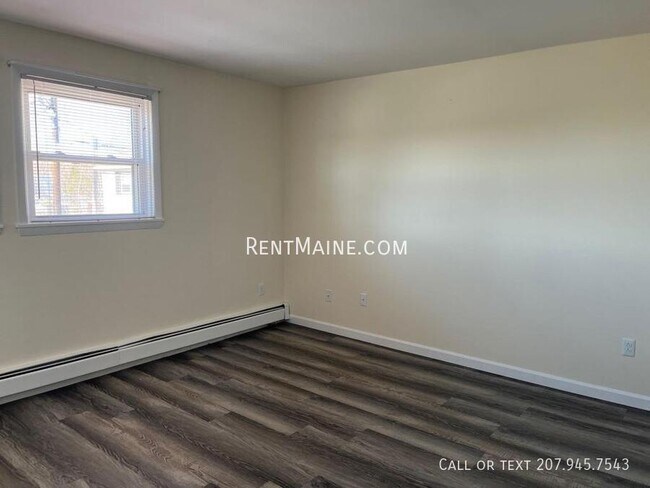 Building Photo - 15 Burleigh Rd