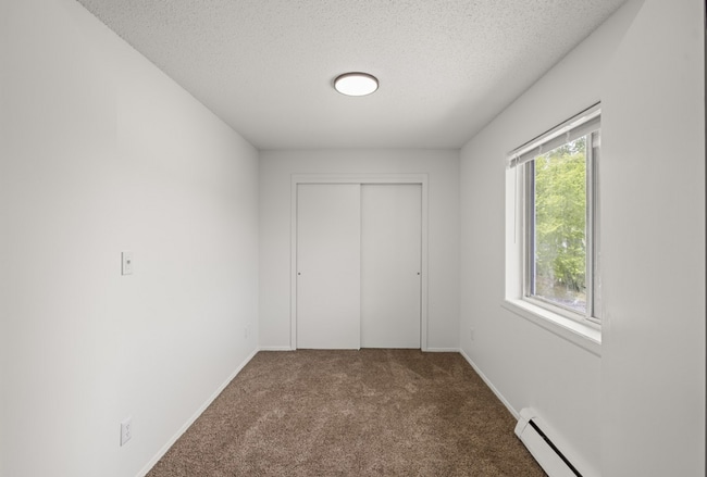 Building Photo - Ivy I | Elevated 3 Bedroom