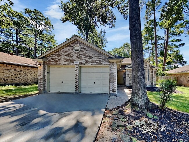 Primary Photo - 10467 Twin Circles Dr