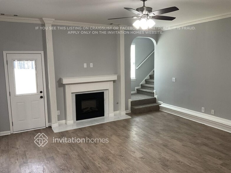 Building Photo - 4392 Sublime Trail