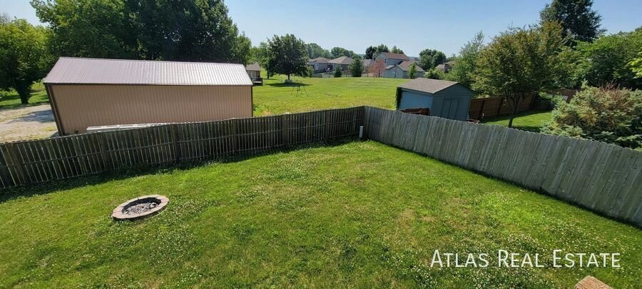 Building Photo - 1508 NW Nolan Dr