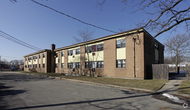 Building Photo - 155-159 Nassau Ave