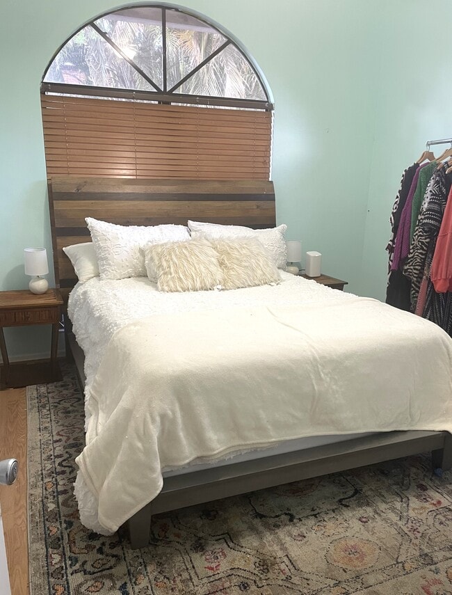 Building Photo - 810 Hammockwood Ct