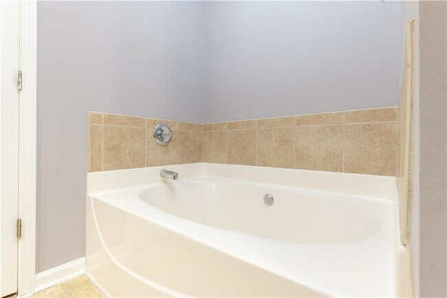 Building Photo - 3513 Brycewood Dr