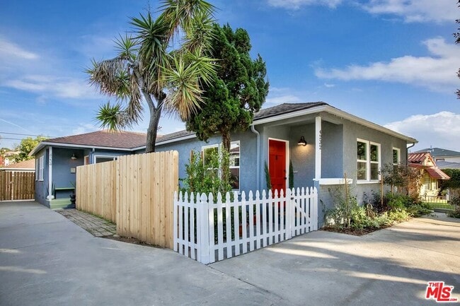Building Photo - 4234 Verdugo Rd