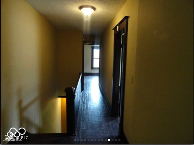 Building Photo - 1841 N Talbott St