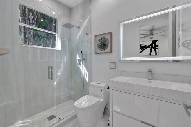 Building Photo - 4088 Briarcliff Cir