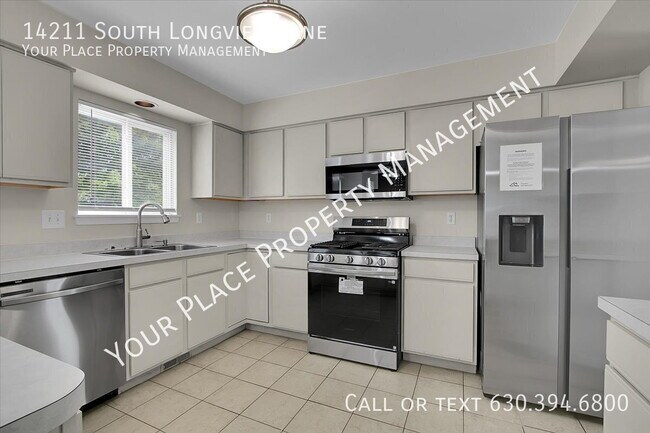 Building Photo - 14211 S Longview Ln