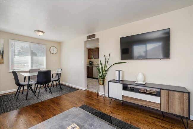 Living Area - 2819 W 3rd Ave