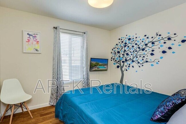 Building Photo - 2415 E Finley Rd