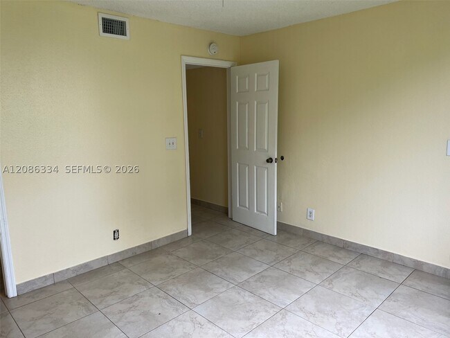 Building Photo - 4025 W McNab Rd