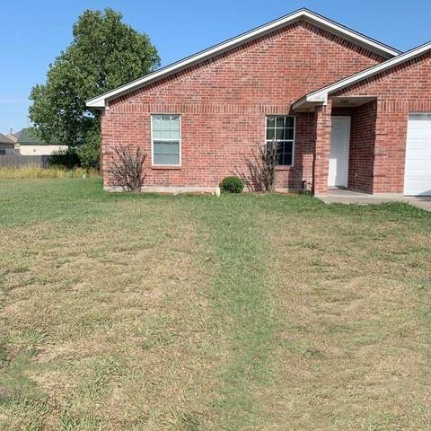 Building Photo - 1716 Manor Garden Curve