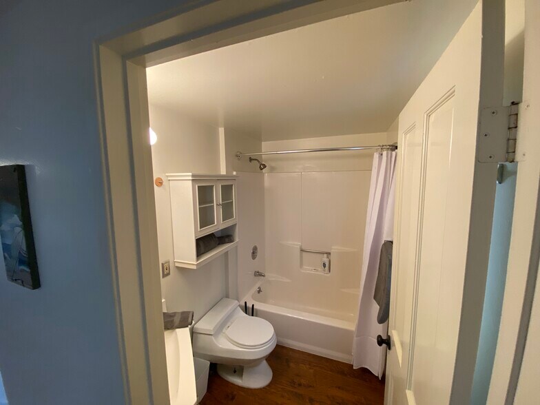 Bathroom - 142 Monterey Blvd