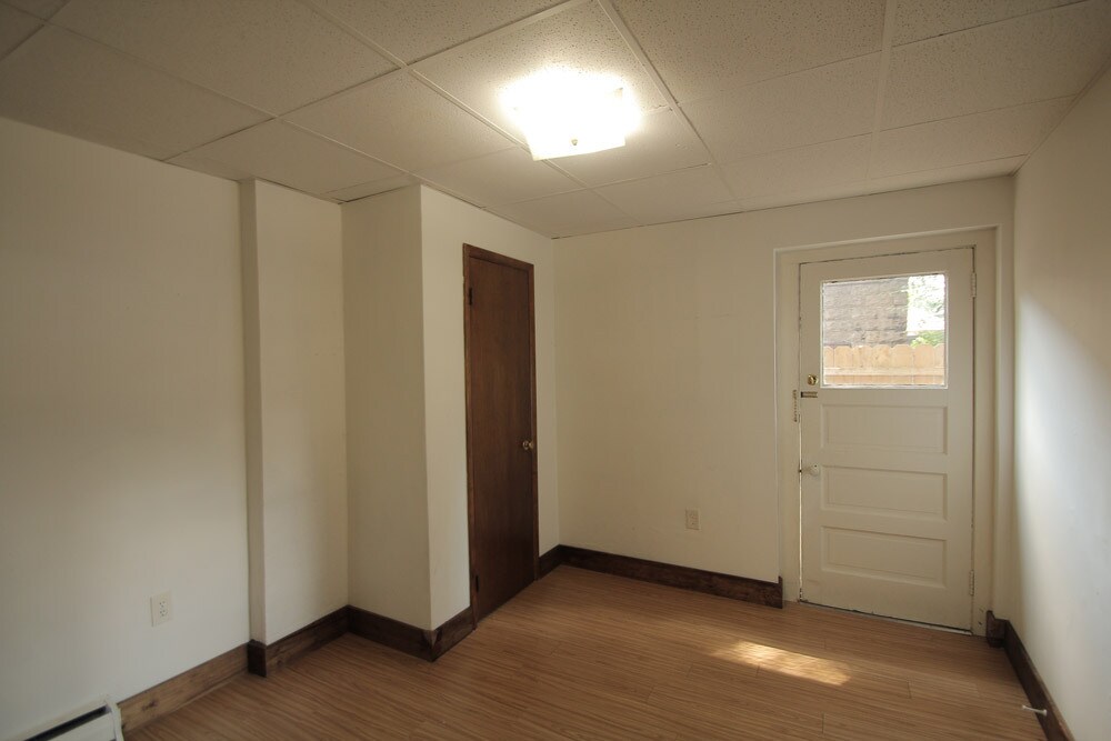 Building Photo - 313 S Trenton Ave