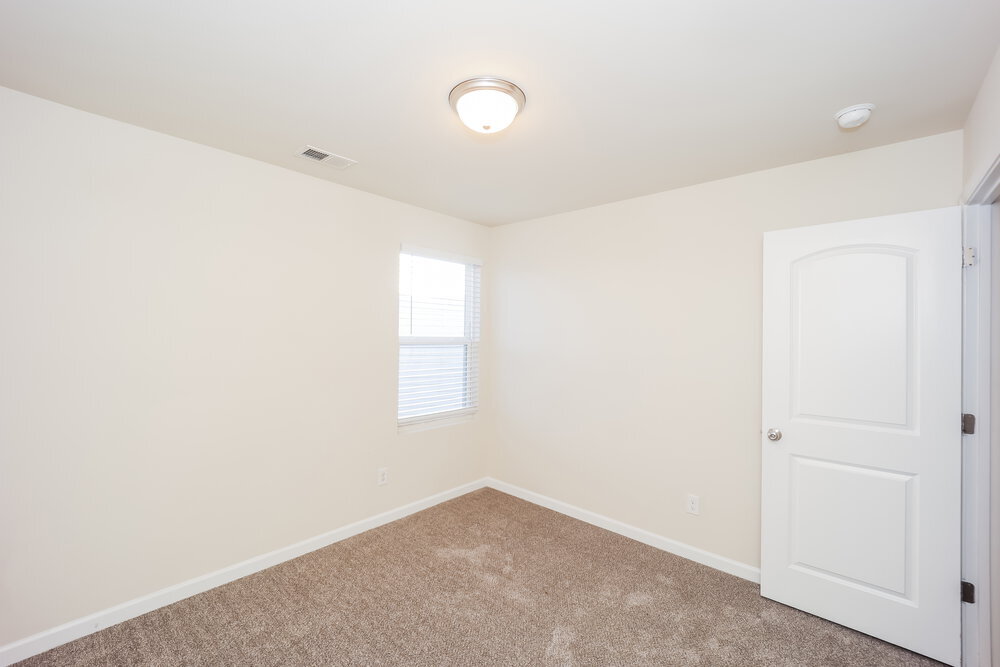 Building Photo - 12047 Quail Dr