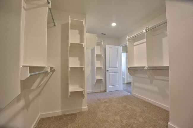 Building Photo - 1909 135th St