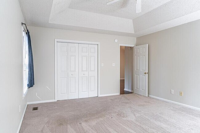 Building Photo - 22 La Quinta Loop