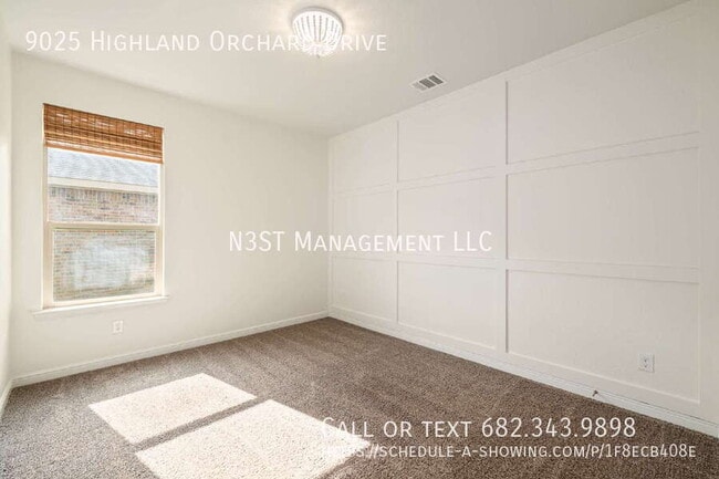 Building Photo - 9025 Highland Orchard Dr