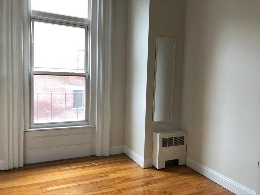 Building Photo - 676 Tremont St