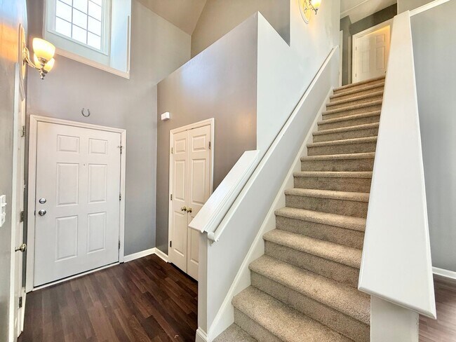 Building Photo - Newly Remodeled 3BD, 2.5BA Raleigh Home wi...