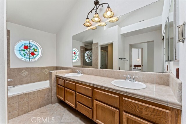 Building Photo - 12 Calle Katrina