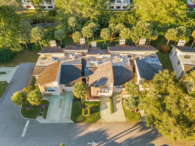 Building Photo - 22860 Ironwedge Dr