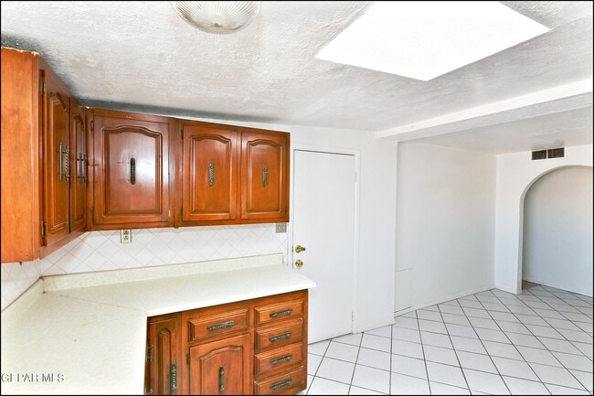 Building Photo - 7817 Caliche Dr