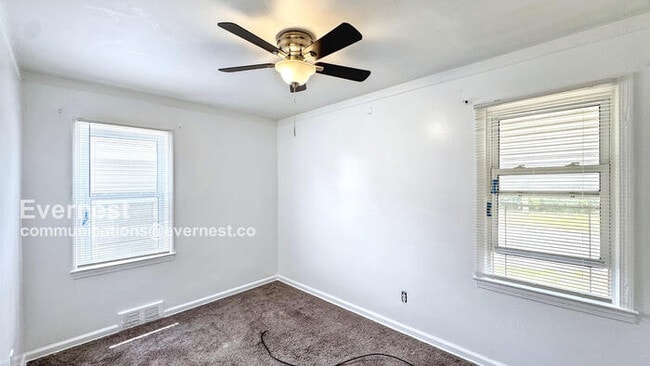 Building Photo - 11483 Faust Ave