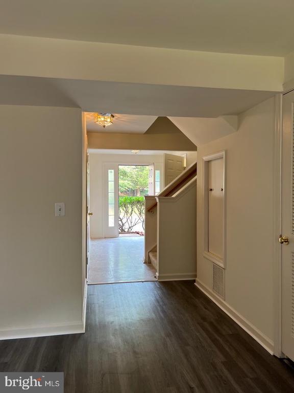 Building Photo - 14288 Glade Spring Dr