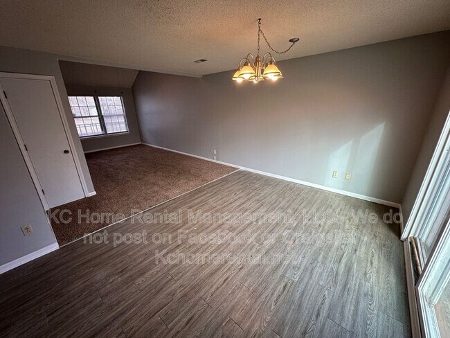 Building Photo - 35 Cherry St