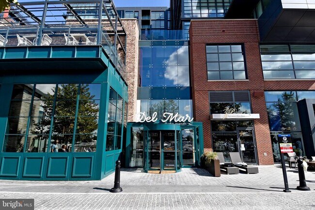 Building Photo - 73 G St SW