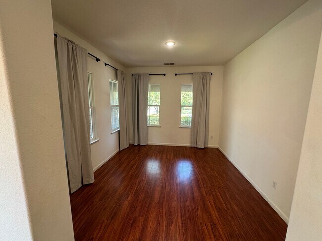 Building Photo - 4270 Rimini Way