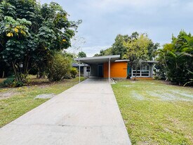 Building Photo - 1840 Maple Ave