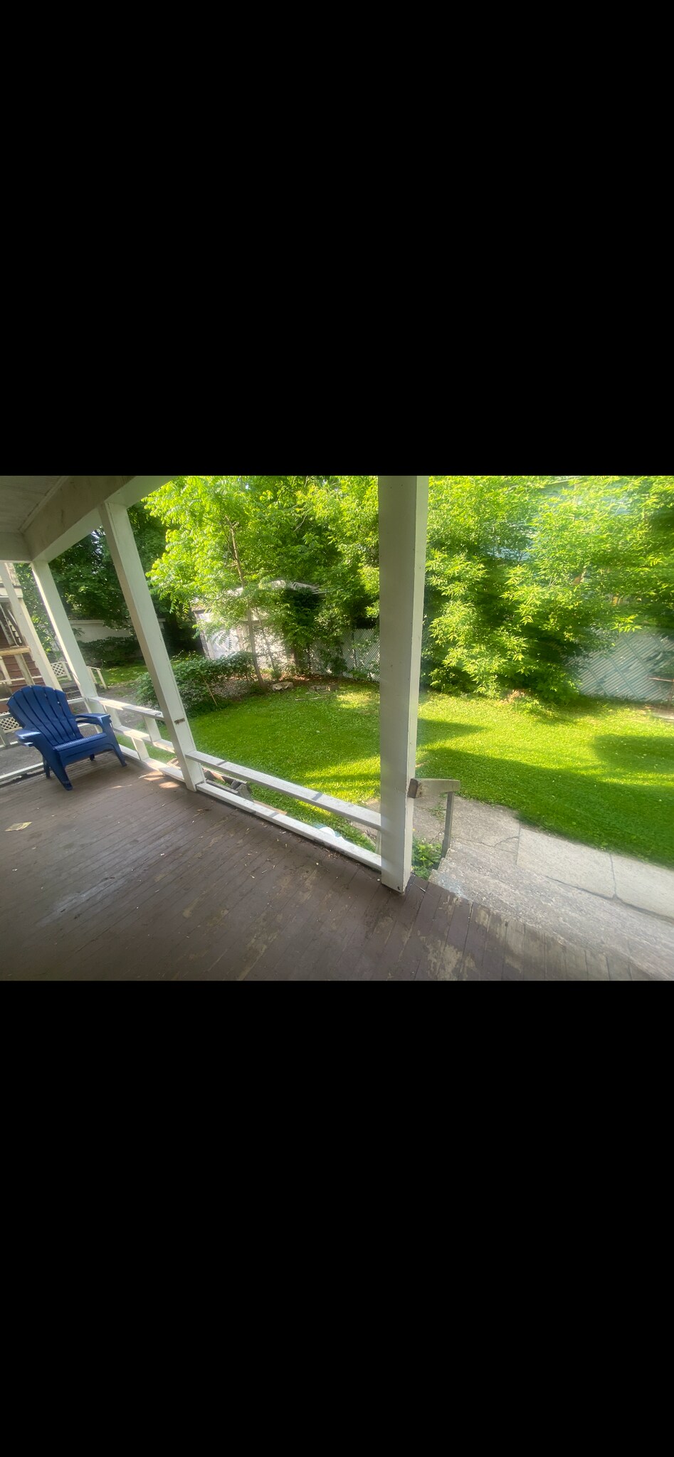 Building Photo - 21 Haendel St