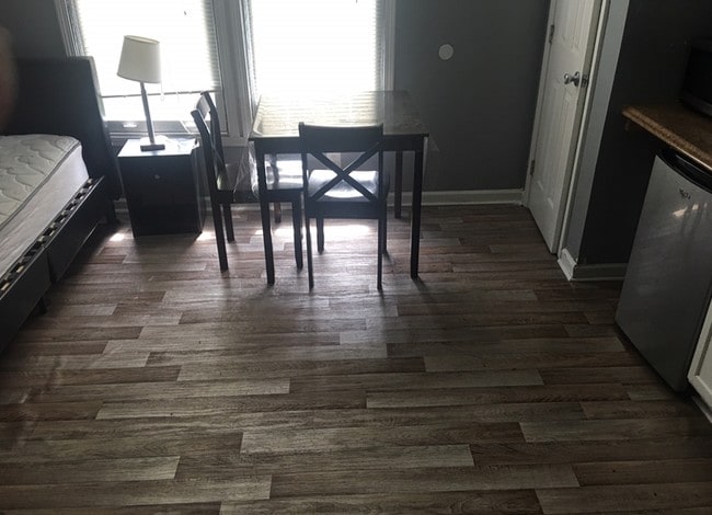 Interior Photo - 165 N Merton